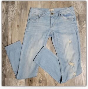 Cabi distressed light color jeans size 2